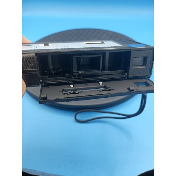 VINTAGE 1970s CONTINENTAL TELE-FLASH T-52 CAMERA - Picture 6 of 7